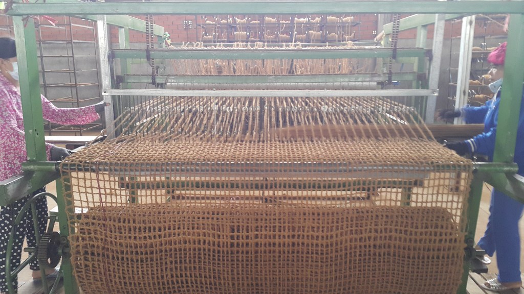 Coconut Fiber Mesh: Eco-Friendly Solutions for Erosion&nbsp;Control